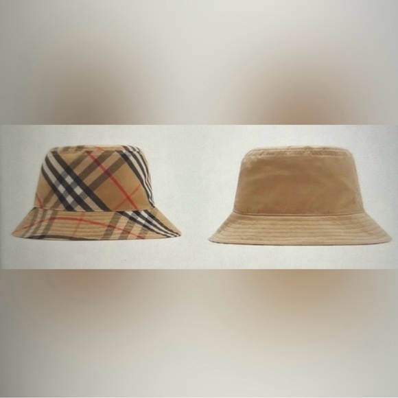 NWT Burberry Checkered Bucket Hat/Reversible and with its one storage pouch. - Picture 3 of 6